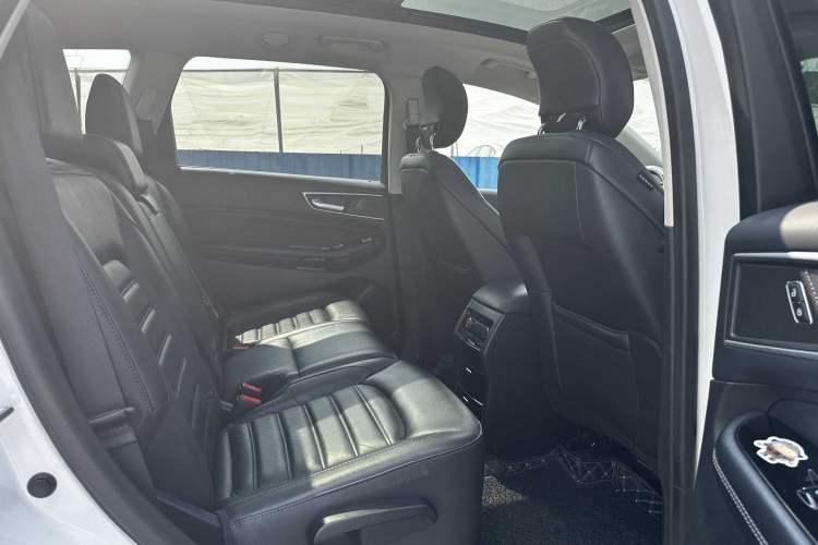 Used Ford Edge 2018 EcoBoost 245 Two-Wheel-Drive Titanium 7-Seater China V Standard