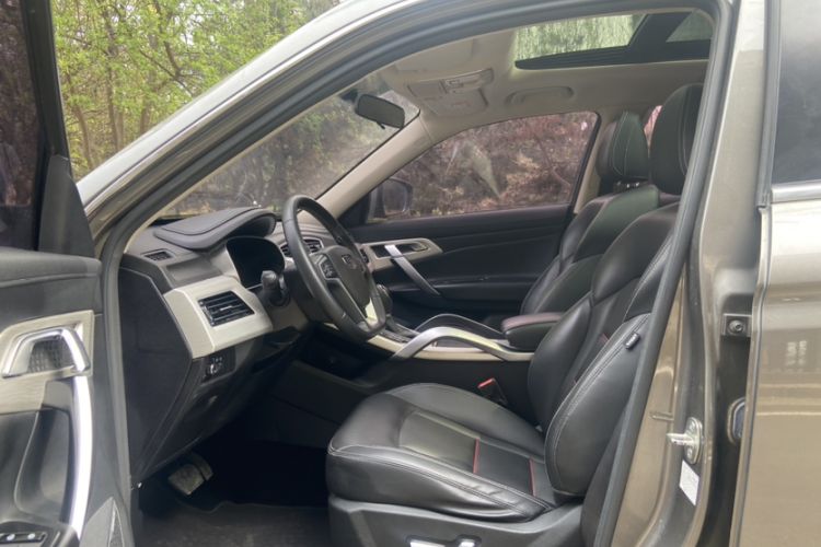 Used Geely Auto Emgrand X7 Sport 2018 1.8TD Automatic Two-Wheel Drive Smart Connect 4G Internet Edition Left Front Seat