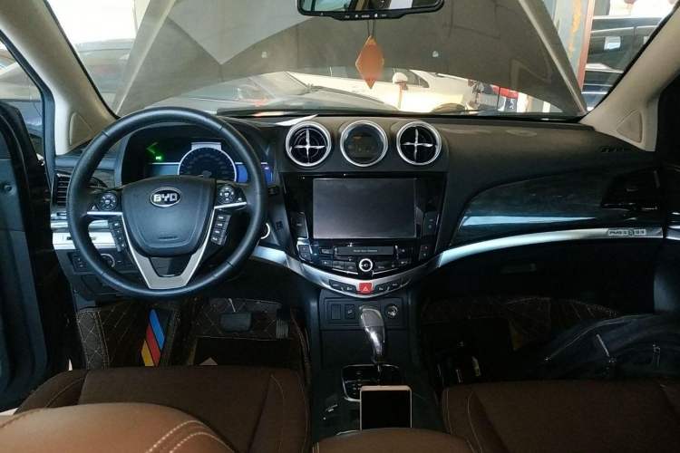 Used BYD S7 2016 2.0T Automatic Prestige Plus