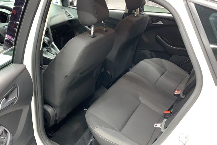 Used Ford Focus 2015 Hatchback 1.6L Automatic Comfort Model
