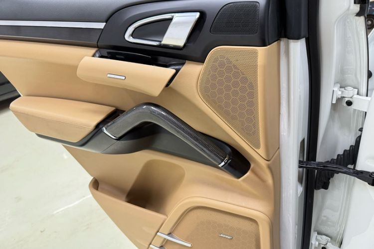 Used Porsche Cayenne 2016 Cayenne Platinum Edition 3.0T