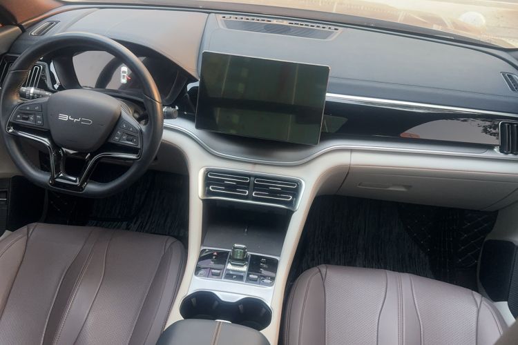 Used BYD Song PLUS New Energy 2023 Champion Edition DM-i 110KM Flagship Model