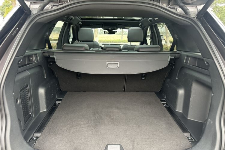 Used Land Rover Discovery Sport 2022 249 PS Metropolitan Edition 5 Seats