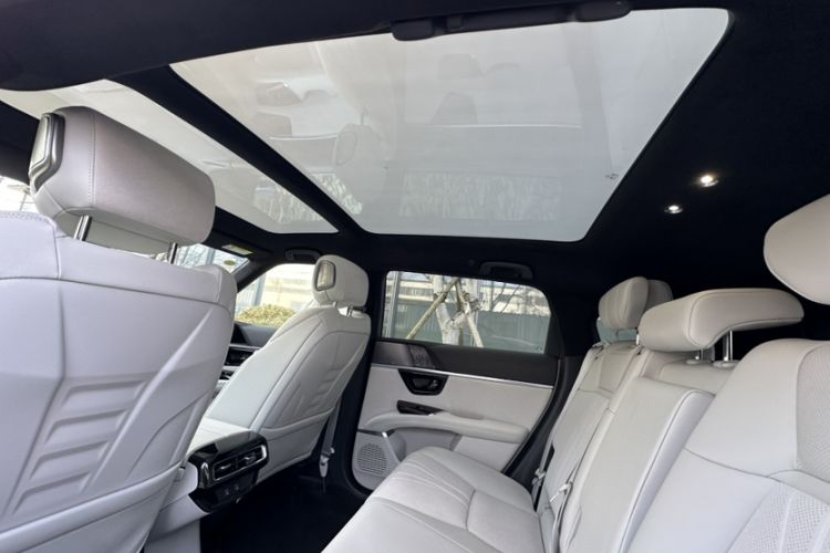 Used Honda P7 2025 Four-Wheel Drive Long-Range Max