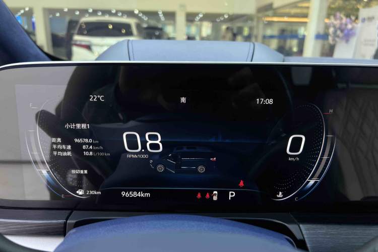 Used Buick GL8 2020 Avenir Avia Four-Seat Luxury Edition Odometer Close Up