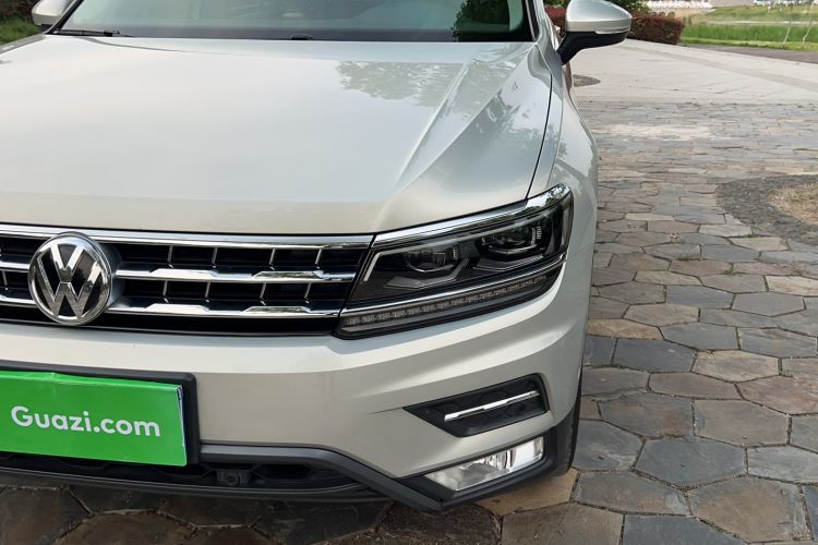 Used Volkswagen Tiguan L 2017 330TSI Automatic Two-Wheel Drive Flagship Edition Left Front Headlight