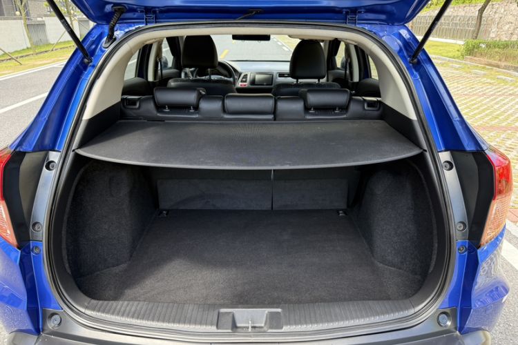 Used Honda Vezel 2015 1.8L CVT 2WD Luxury Model