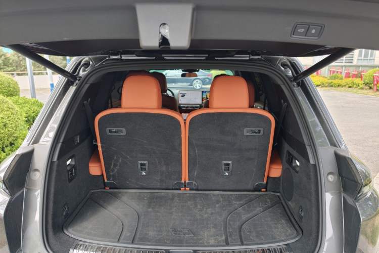 Used Li Auto L8 2023 Air model