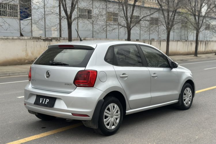 Used Volkswagen Polo 2016 1.4L Manual Fashion Model
