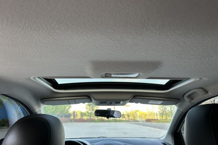 Used Nissan Tiida 2021 1.6L CVT Cool Edition Headliner