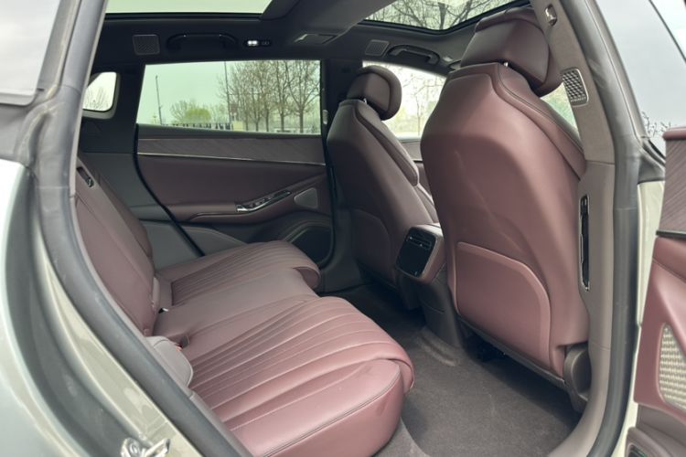 Used Denza Z9GT 2024 1100 4x4 Ultra First Edition Interior 5