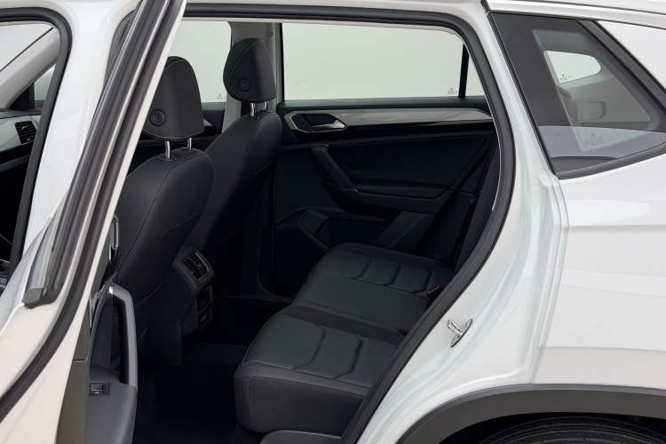 Used Volkswagen Tayron 2021 330TSI Two-Wheel-Drive 3rd Anniversary Limited Edition