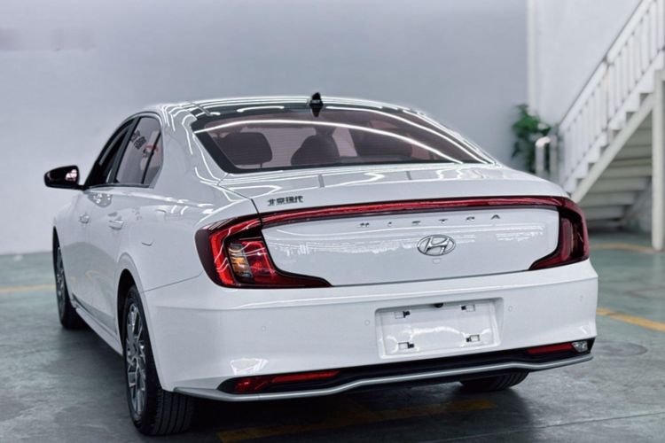 Used Hyundai Mistra 2021 1.8L CVT GLX Elite Edition
