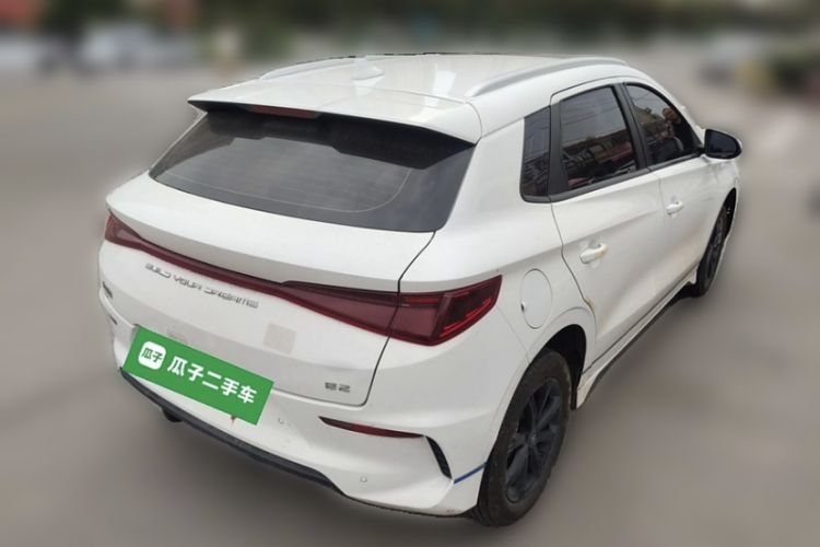 Used BYD e2 2021 Luxury Model Exterior 3