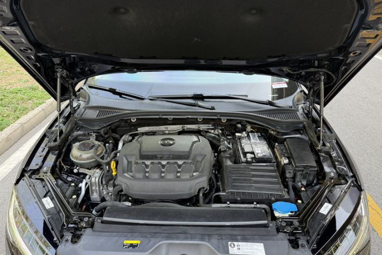 Used Skoda Superb 2019 Restyled TSI330 DSG Comfort Edition Interior 9