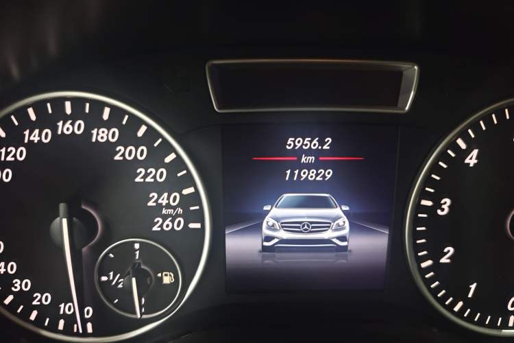 Used Mercedes-Benz A-Class (Import) 2013 A 180 Fashion Model
