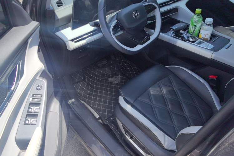 Used Changan CS75 PLUS iDD 2023 ZhiDian iDD Smart Leading Model