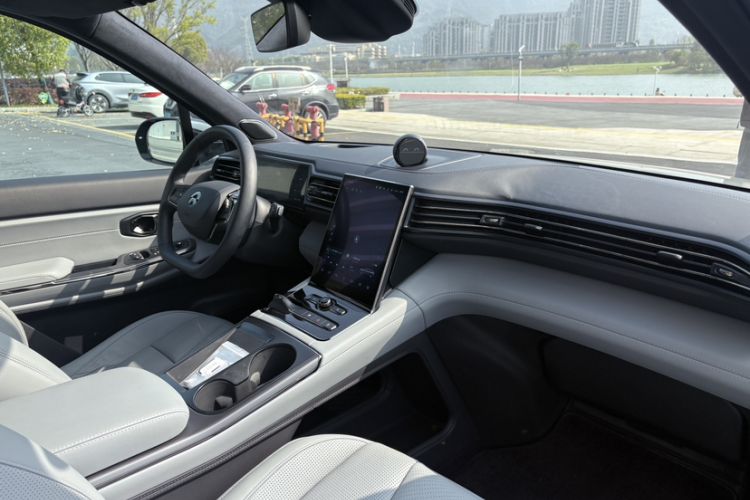 Used Nio ES8 2020 580 km Range Signature Edition Six-Seater Version