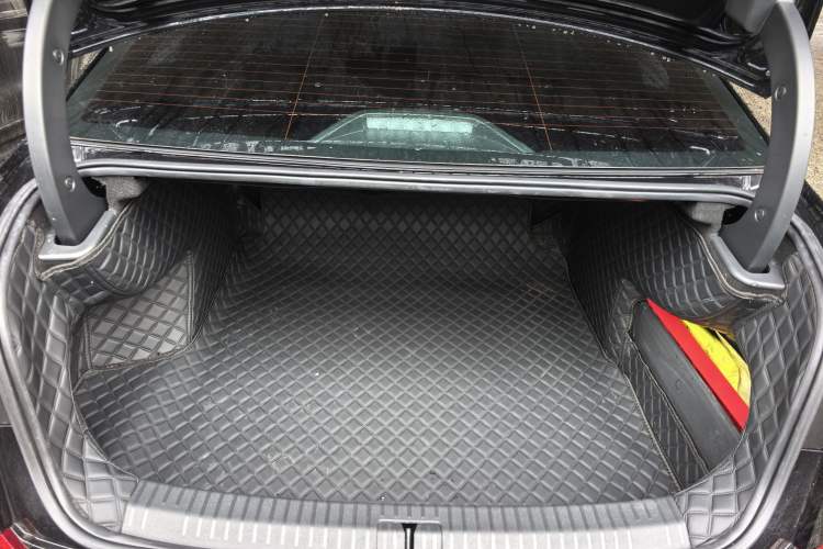 Used Volkswagen Passat 2025 Outstanding Model 380TSI Starry Dragon Glorious Edition Trunk