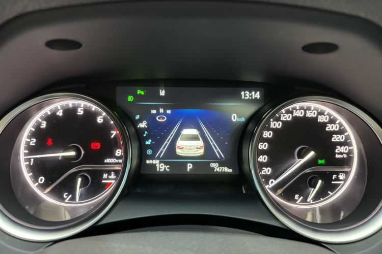 Used Toyota Camry 2021 2.0G Luxury Edition