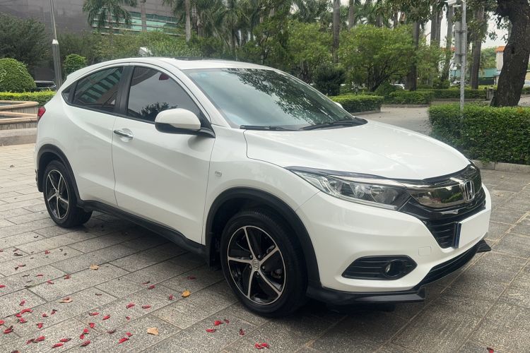 Used Honda Vezel 2020 1.5L CVT Pioneer Edition Exterior 1