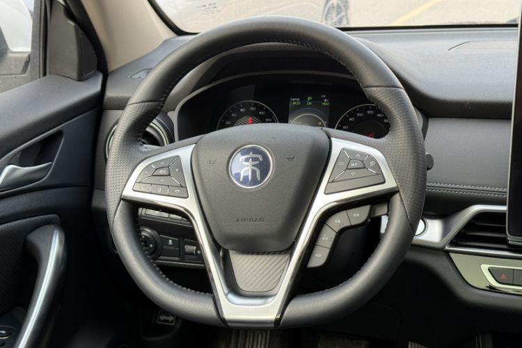 Used BYD Song New Energy 2019 Song DM 1.5TID Smart Connect Dynamic Model