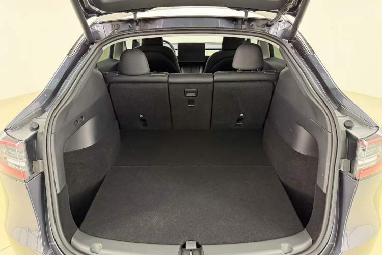 Used Tesla Model Y 2022 Revised Version Long-Range All-Wheel Drive