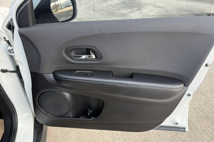 Used Honda Vezel 2019 1.5L CVT Pioneer Edition China VI
