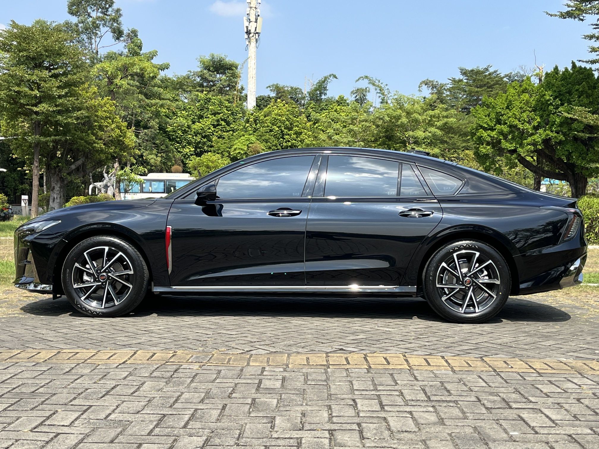 Hongqi H6 2024 2.0T ZhiMei Edition — снимка 17