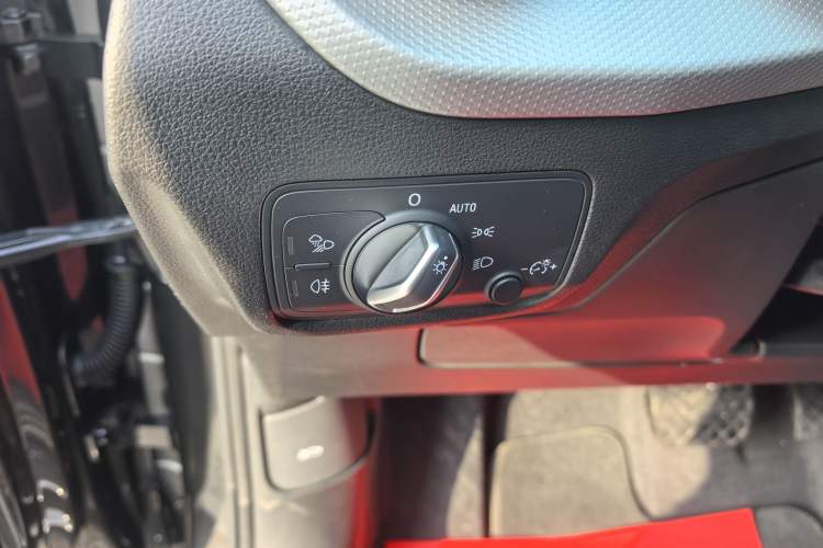 Used Audi Q2L 2020 35 TFSI Ambition Dynamic Edition
