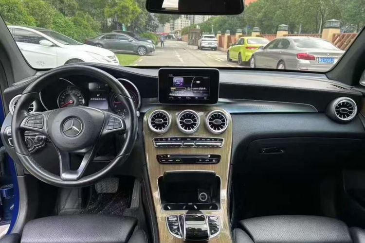 Used Mercedes-Benz GLC Coupe 2017 GLC 260 4MATIC Coupe SUV