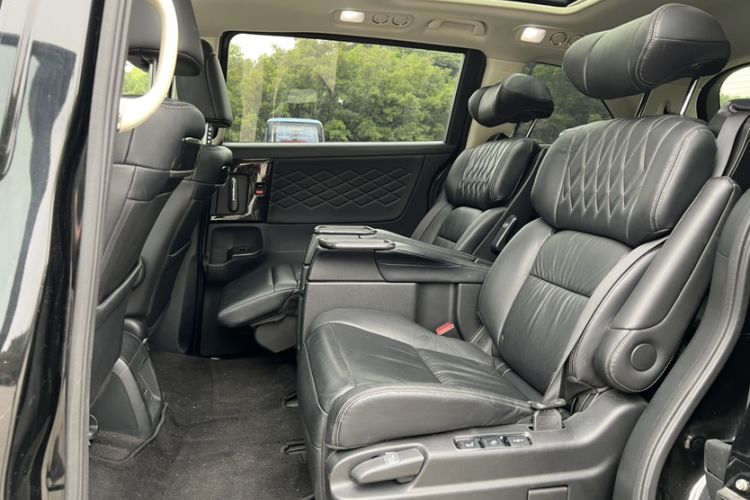 Used Honda Elysion 2019 2.0L Hybrid Luxury Edition