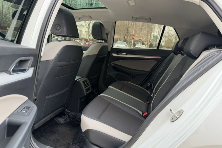 Used Volkswagen Golf 2023 Facelift 280TSI DSG Pro Interior 4