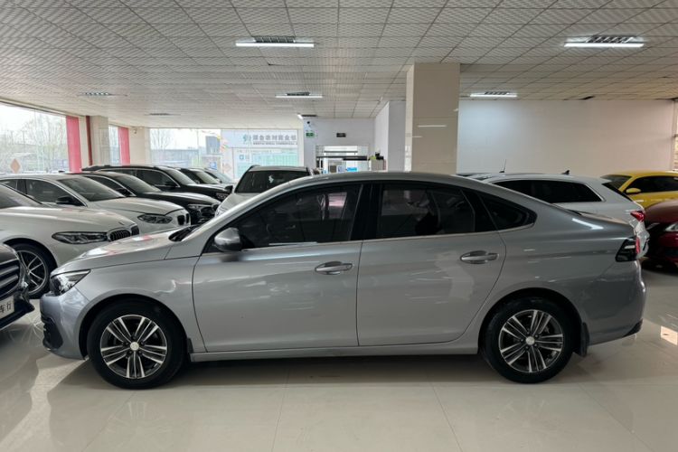 Used Peugeot 308 2018 1.6L Automatic Luxury Edition Exterior 12