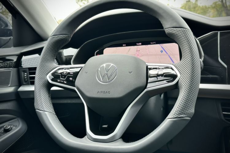 Used Volkswagen Passat 2024 380TSI Luxury Edition
