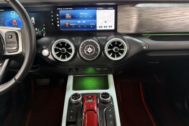 Used Tank 300 2021 City Edition 2.0T—Truly Stylish