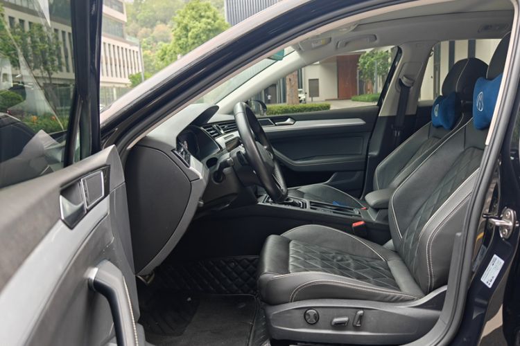 Used Volkswagen Magotan GTE Plug-in Hybrid 2022 GTE Luxury Model
