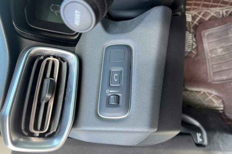 Used Lynk & Co 01 2017 2.0T Two-Wheel Drive Pro Edition