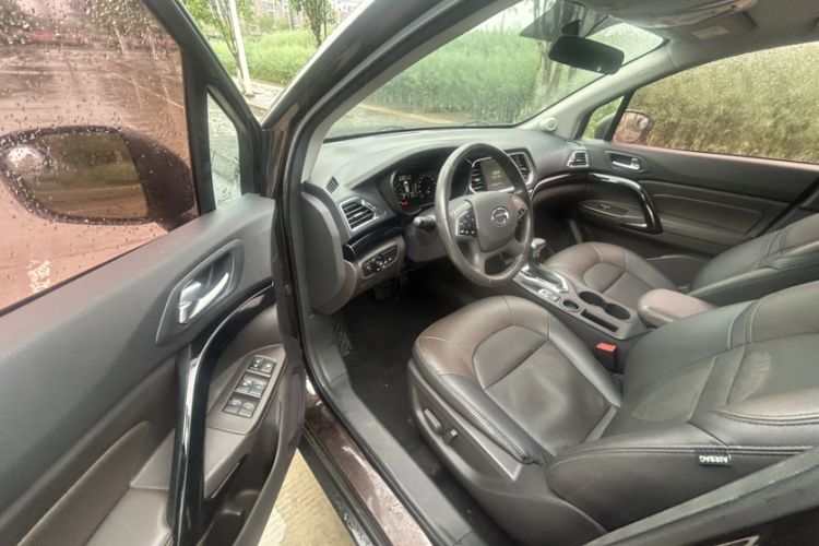 Used GAC Trumpchi GS4 2017 235T G-DCT Two-Wheel Drive Luxury Edition Interior 4