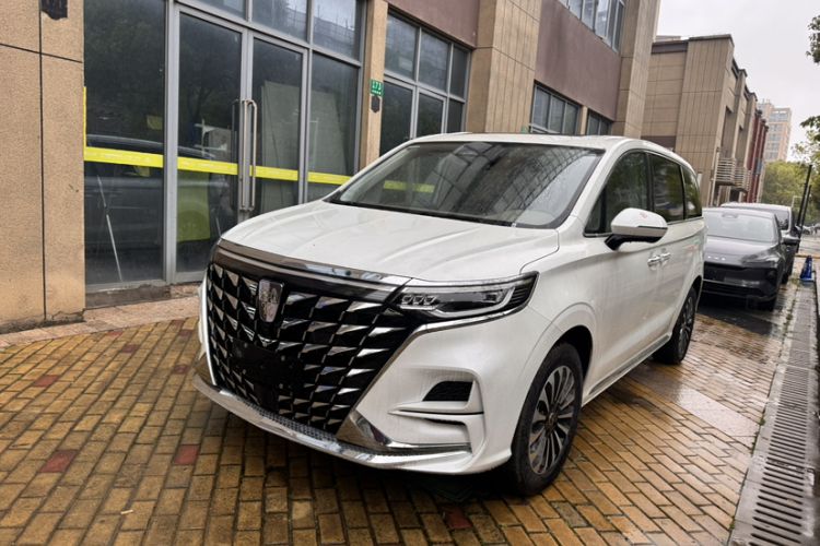 Used Roewe iMAX8 New Energy 2025 1.5T DMH Lu Zun Deluxe Edition