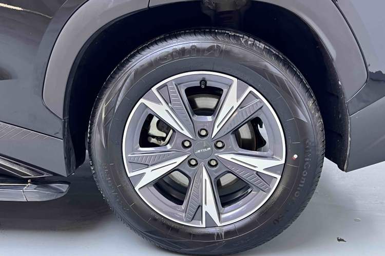 Used JETOUR Dashing 2024 1.5T DCT Starlight Shine Pro Edition
