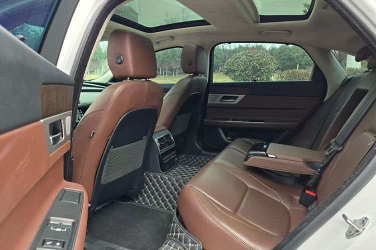 Used Jaguar XFL 2018 XFL 2.0T 250 PS Luxury Edition
