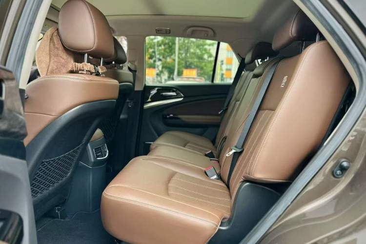 Used BYD Tang New Energy 2017 2.0T All-Wheel Drive Haoya Model 7 Seats