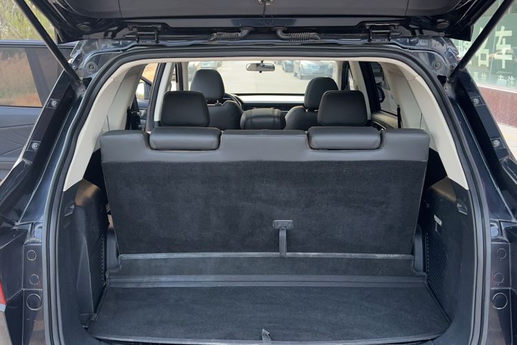 Used Sinotruk VGV U70 2020 1.5T Manual Elite Sunroof Version 7 Seats
