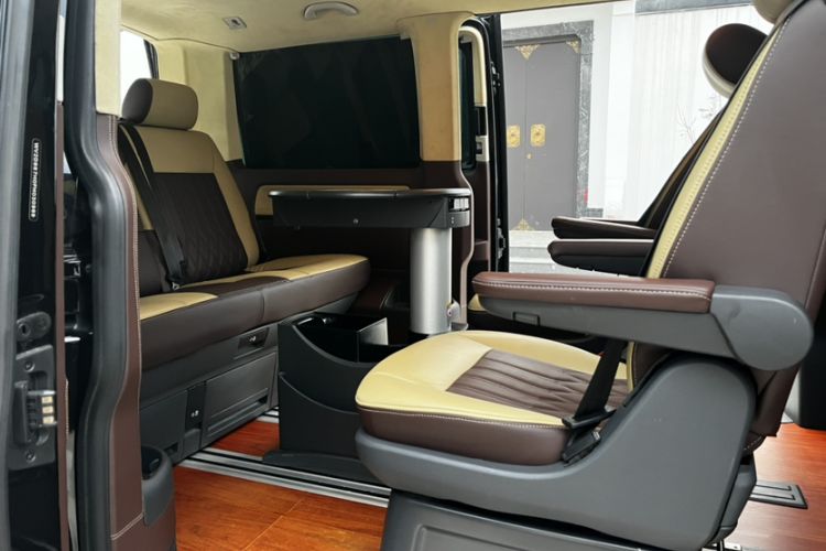 Used Volkswagen Multivan 2012 2.0 TSI Two-Wheel-Drive Luxury Edition
