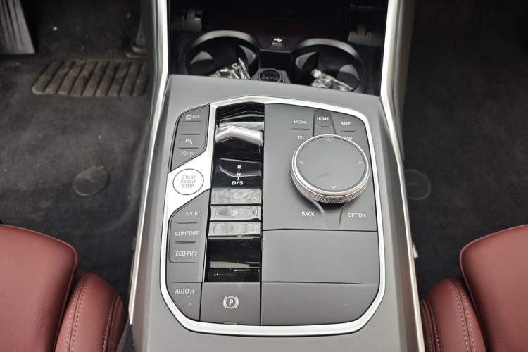 Used BMW 3 Series 2025 325i M Sport Package Gear Lever