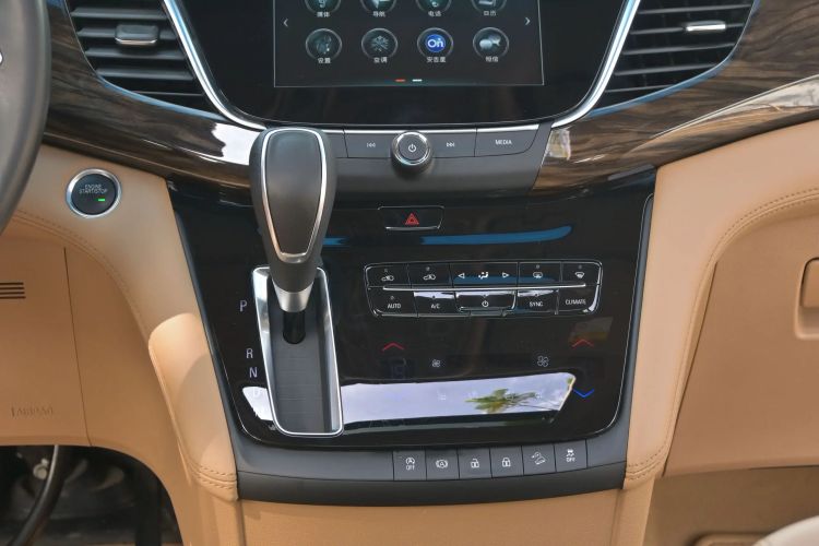 Used Buick GL8 2017 ES 28T Flagship Model China V Standard