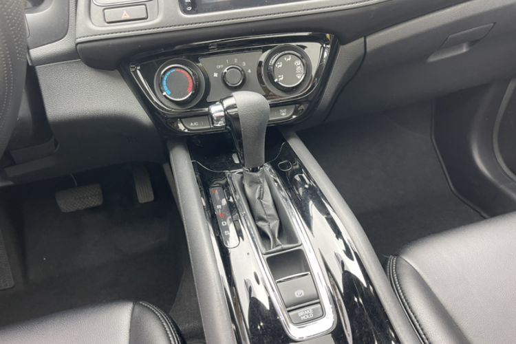 Used Honda Vezel 2020 1.5L CVT Pioneer Edition Gear Lever