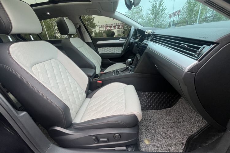 Used Volkswagen Magotan 2023 2 Million Units Commemorative Edition 330TSI DSG Luxury Version