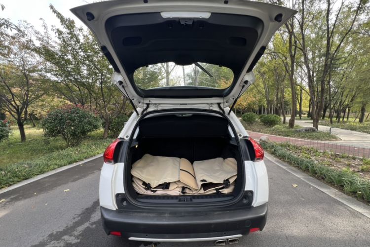 Used Peugeot 2008 2015 1.6THP Roland Garros Edition
